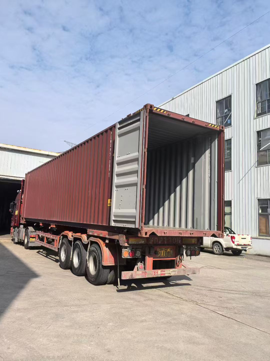 MachForce Machinery yard — XCMG and SANY equipment 4